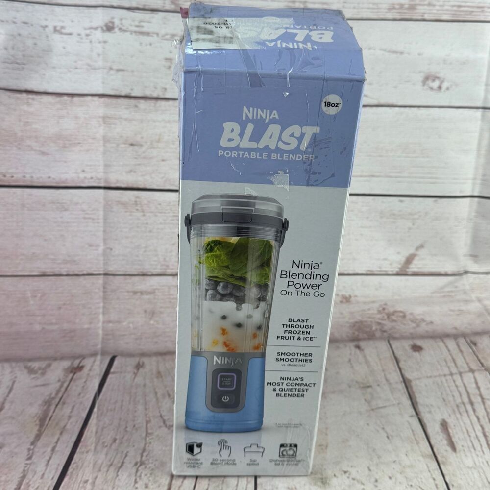 Ninja Blast BC151 Portable Blender 18 Oz Blue USB Rechargeable